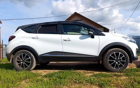 Renault Kaptur I рестайлинг, 2016 год, 1 470 000 рублей, 2 фотография