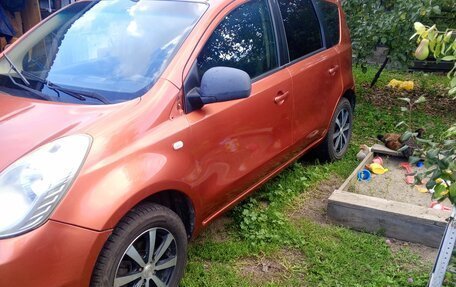 Nissan Note II рестайлинг, 2007 год, 300 000 рублей, 3 фотография