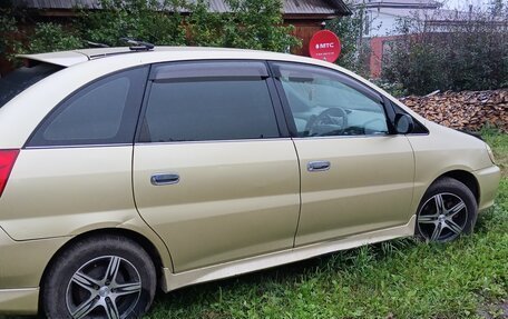 Toyota Nadia, 2000 год, 550 000 рублей, 2 фотография