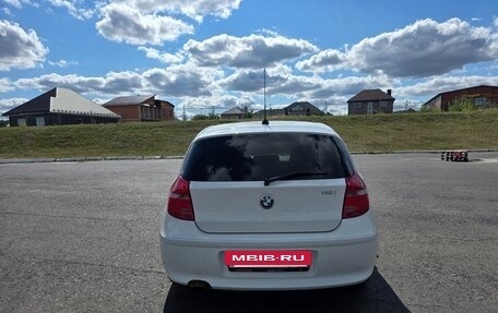 BMW 1 серия, 2011 год, 850 000 рублей, 7 фотография