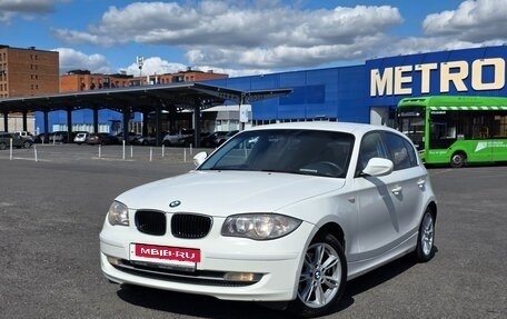 BMW 1 серия, 2011 год, 850 000 рублей, 4 фотография