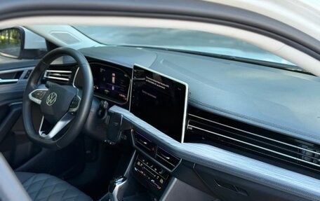 Volkswagen Bora, 2023 год, 1 740 000 рублей, 8 фотография