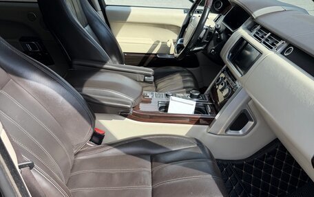 Land Rover Range Rover IV рестайлинг, 2016 год, 4 500 000 рублей, 17 фотография