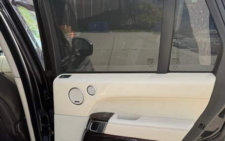 Land Rover Range Rover IV рестайлинг, 2016 год, 4 500 000 рублей, 18 фотография