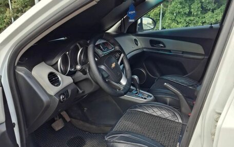 Chevrolet Cruze II, 2013 год, 650 000 рублей, 15 фотография