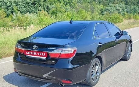 Toyota Camry, 2015 год, 2 100 000 рублей, 2 фотография
