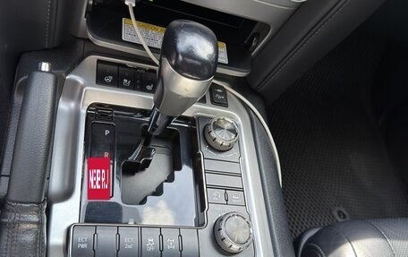 Toyota Land Cruiser 200, 2015 год, 4 650 000 рублей, 13 фотография