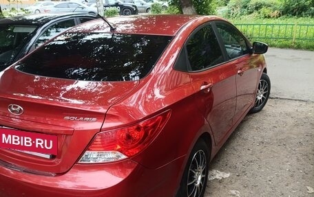 Hyundai Solaris II рестайлинг, 2013 год, 840 000 рублей, 4 фотография