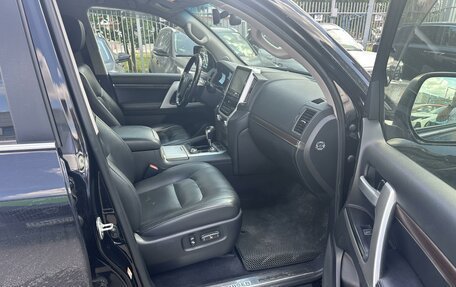 Toyota Land Cruiser 200, 2018 год, 5 599 000 рублей, 6 фотография