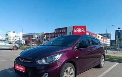 Hyundai Solaris II рестайлинг, 2012 год, 600 000 рублей, 1 фотография