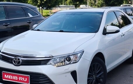 Toyota Camry, 2015 год, 1 950 000 рублей, 1 фотография