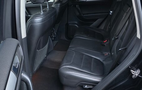 Volkswagen Touareg III, 2011 год, 1 890 000 рублей, 18 фотография