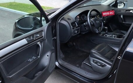 Volkswagen Touareg III, 2011 год, 1 890 000 рублей, 15 фотография