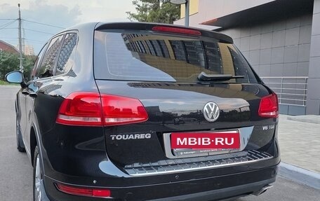 Volkswagen Touareg III, 2011 год, 1 890 000 рублей, 14 фотография