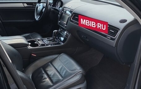 Volkswagen Touareg III, 2011 год, 1 890 000 рублей, 22 фотография