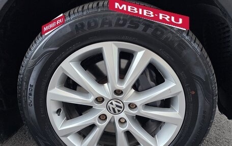 Volkswagen Touareg III, 2011 год, 1 890 000 рублей, 13 фотография