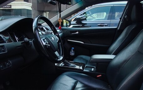 Toyota Camry, 2015 год, 1 950 000 рублей, 8 фотография
