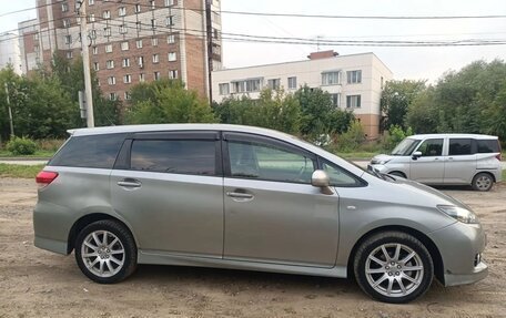 Toyota Wish II, 2012 год, 1 300 000 рублей, 2 фотография