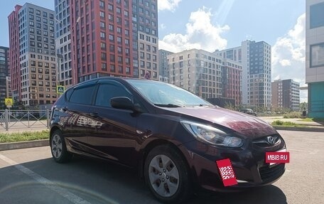 Hyundai Solaris II рестайлинг, 2012 год, 600 000 рублей, 3 фотография