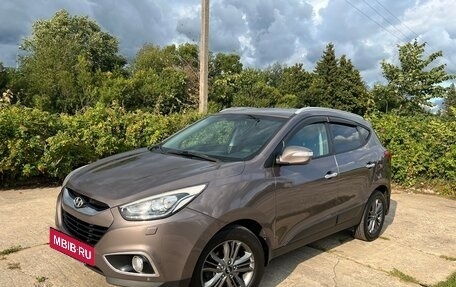 Hyundai ix35 I рестайлинг, 2014 год, 1 300 000 рублей, 2 фотография