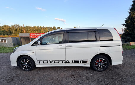 Toyota ISis I, 2004 год, 535 000 рублей, 31 фотография