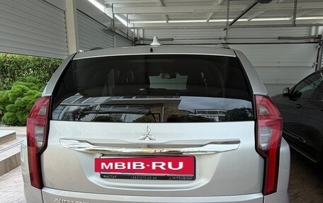Mitsubishi Pajero Sport III рестайлинг, 2021 год, 3 400 000 рублей, 8 фотография