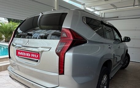 Mitsubishi Pajero Sport III рестайлинг, 2021 год, 3 400 000 рублей, 6 фотография