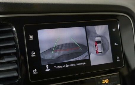 Mitsubishi Outlander III рестайлинг 3, 2020 год, 2 199 000 рублей, 14 фотография