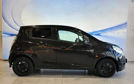 Chevrolet Spark III, 2011 год, 575 000 рублей, 4 фотография
