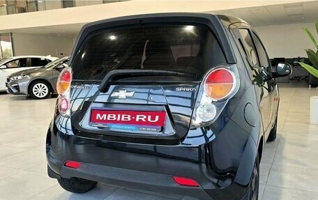 Chevrolet Spark III, 2011 год, 575 000 рублей, 8 фотография