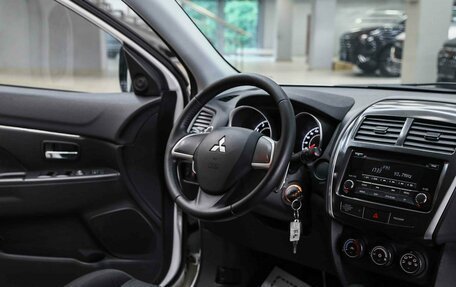 Mitsubishi ASX I рестайлинг, 2014 год, 990 000 рублей, 9 фотография
