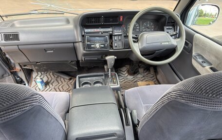 Toyota HiAce H100, 1993 год, 370 000 рублей, 8 фотография
