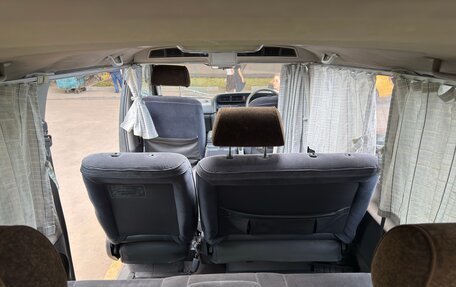 Toyota HiAce H100, 1993 год, 370 000 рублей, 18 фотография