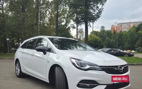 Opel Astra K, 2021 год, 1 650 000 рублей, 2 фотография