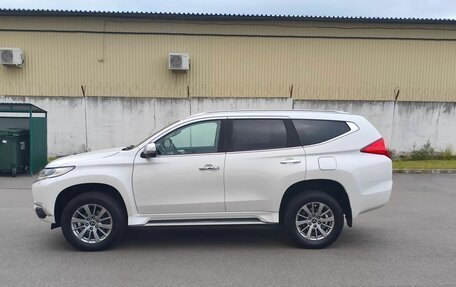 Mitsubishi Pajero Sport III рестайлинг, 2018 год, 2 850 000 рублей, 5 фотография
