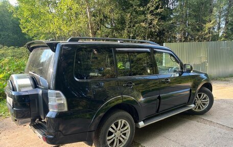Mitsubishi Pajero IV, 2012 год, 2 200 000 рублей, 2 фотография