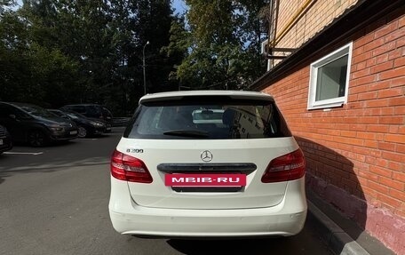 Mercedes-Benz B-Класс, 2013 год, 999 000 рублей, 2 фотография