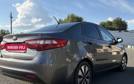 KIA Rio III рестайлинг, 2014 год, 880 000 рублей, 5 фотография