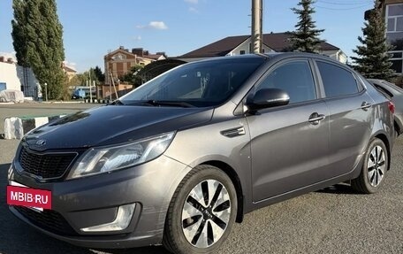 KIA Rio III рестайлинг, 2014 год, 880 000 рублей, 4 фотография