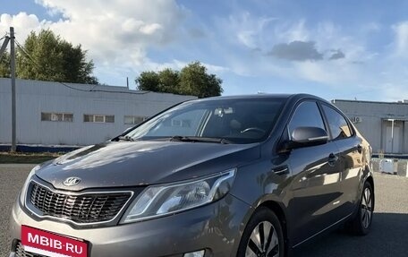 KIA Rio III рестайлинг, 2014 год, 880 000 рублей, 3 фотография