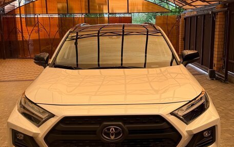 Toyota RAV4, 2025 год, 3 950 000 рублей, 2 фотография