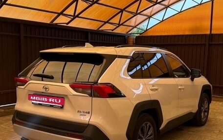 Toyota RAV4, 2025 год, 3 950 000 рублей, 5 фотография