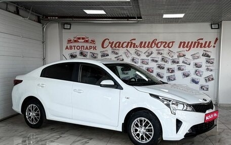 KIA Rio IV, 2021 год, 1 659 000 рублей, 1 фотография