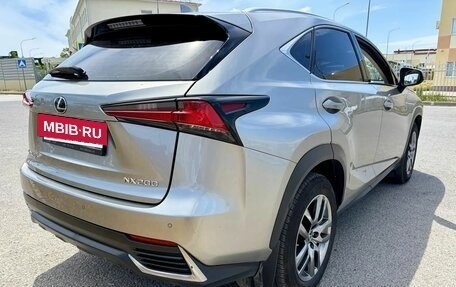 Lexus NX I, 2017 год, 2 900 000 рублей, 3 фотография