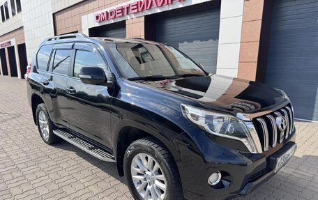Toyota Land Cruiser Prado 150 рестайлинг 2, 2015 год, 3 590 000 рублей, 2 фотография