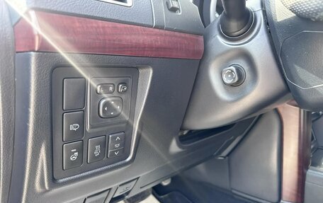 Toyota Land Cruiser Prado 150 рестайлинг 2, 2015 год, 3 590 000 рублей, 12 фотография