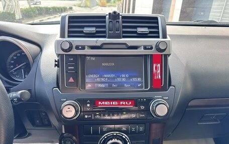 Toyota Land Cruiser Prado 150 рестайлинг 2, 2015 год, 3 590 000 рублей, 9 фотография