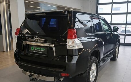 Toyota Land Cruiser Prado 150 рестайлинг 2, 2013 год, 2 359 000 рублей, 4 фотография