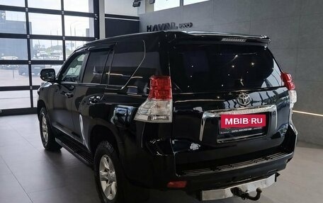 Toyota Land Cruiser Prado 150 рестайлинг 2, 2013 год, 2 359 000 рублей, 6 фотография