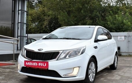 KIA Rio III рестайлинг, 2015 год, 1 049 000 рублей, 4 фотография